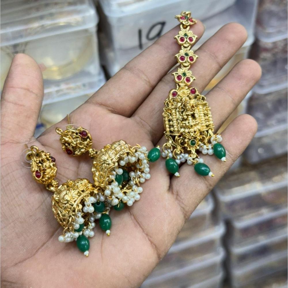 Manisha Jewellery Grand Pota Stone And Beads Jhumki Earrings With Maangtikka