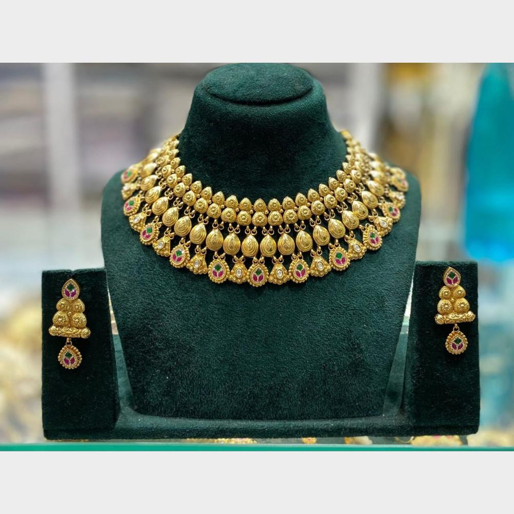 Manisha Jewellery Trendy Pota Stone And Beads Necklace Set