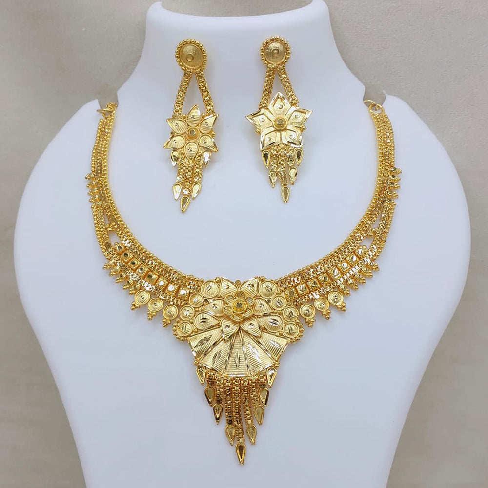 Lucentarts Jewellery Gold Forming Necklace Set