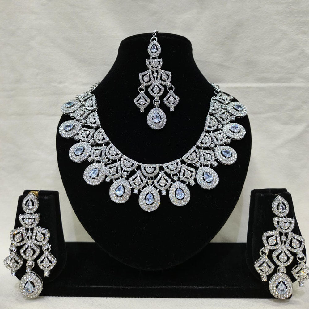 Lucentarts Jewellery Royal Look American Diamond Necklace Set