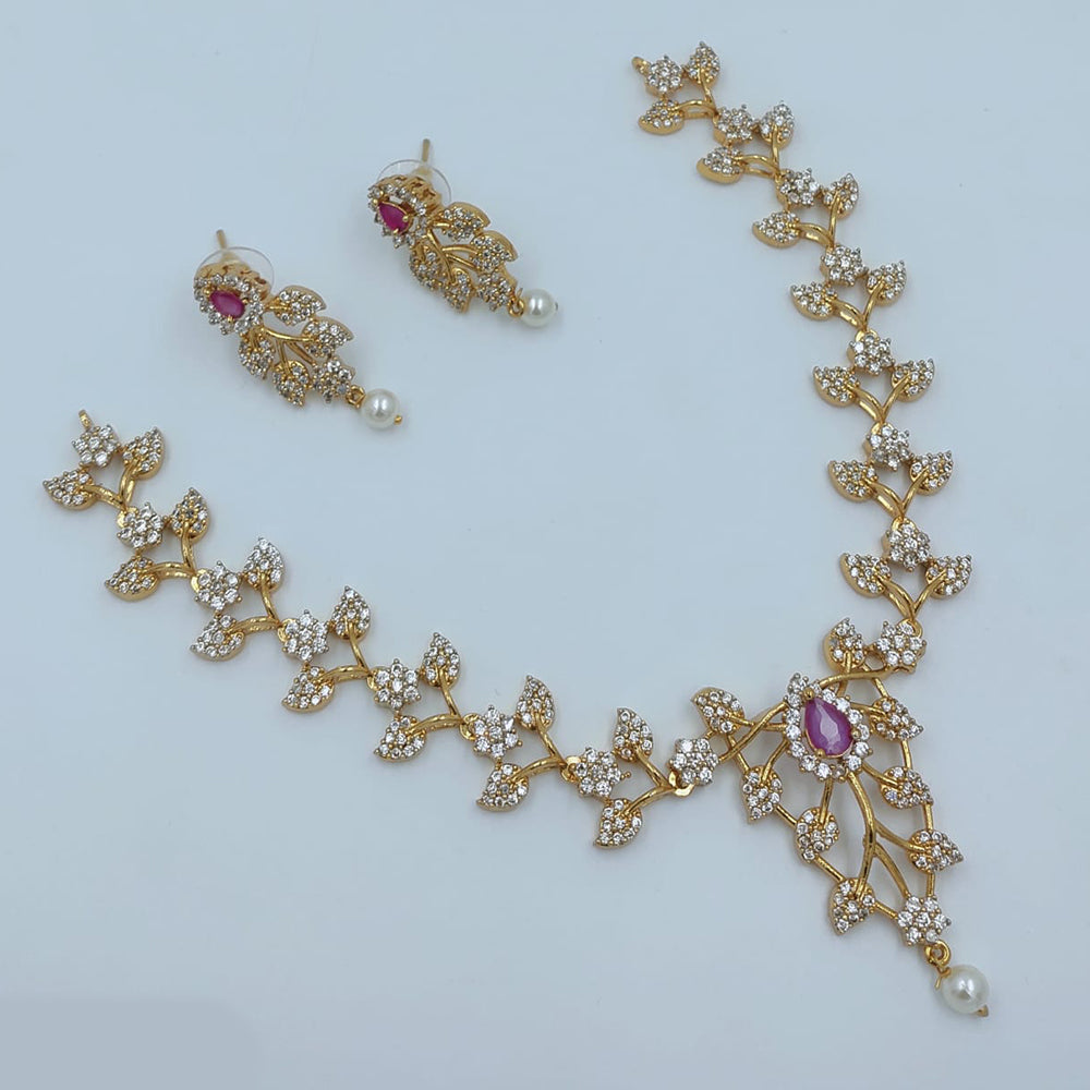 Lucentarts Jewellery Gorgeous Crystal Stone And Austrian Stone Pearl Necklace Set