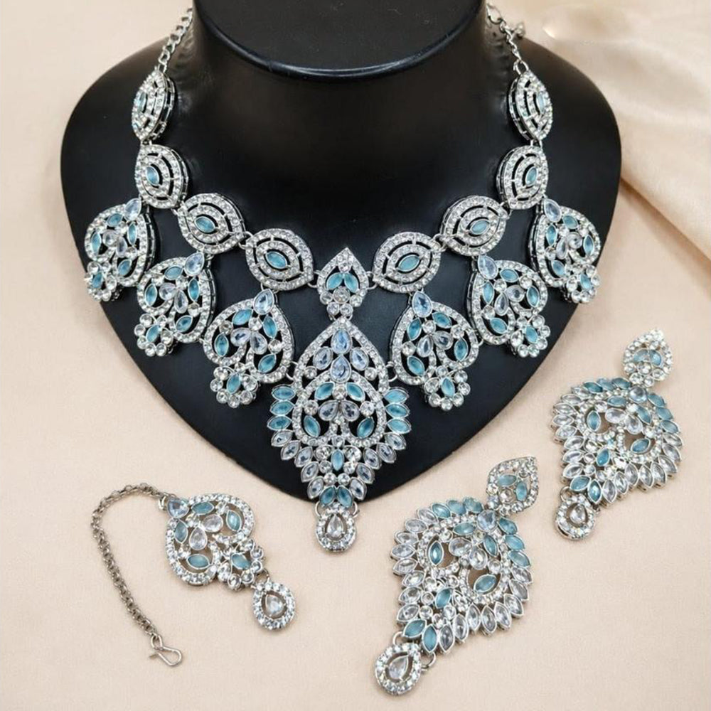Lucentarts Jewellery Kundan And Crystal Stone Necklace Set for Women