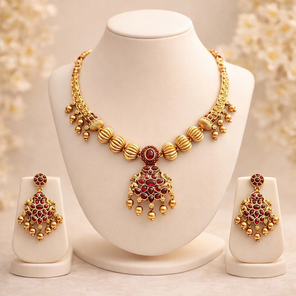 Kavita Art Premium Pota Stone And Pearl Necklace Set
