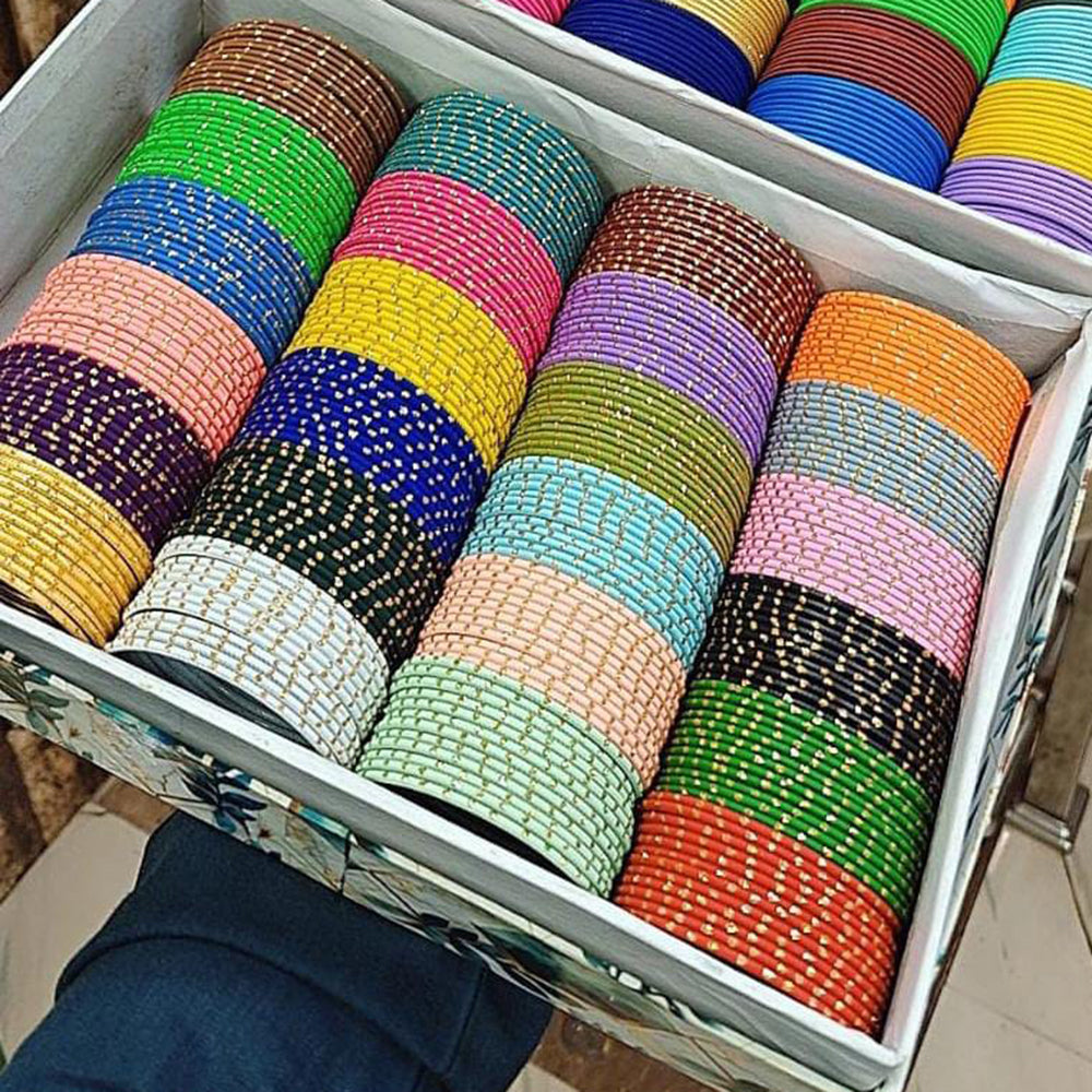 Pooja Bangles Stylsih Metal Bangle Set For Women Wedding Festive And Casual Wear