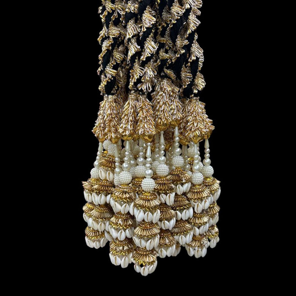 Hira Collections Heavy Shell Work Hair Paranda