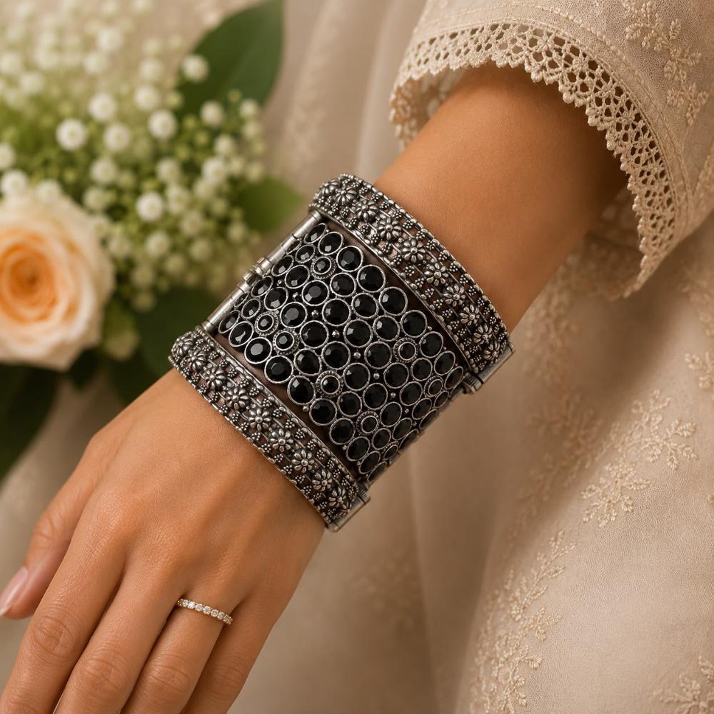 Hira Collections Elegant Dual Tone Openable Party Wear Bangles Set