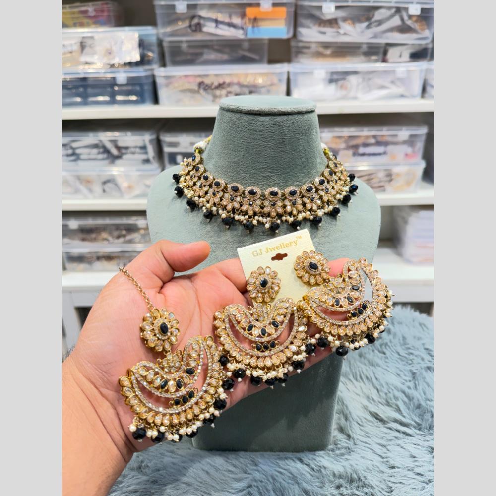 Hira Collections Wedding Wear Crystal Stone And Pearl Choker Necklace Set