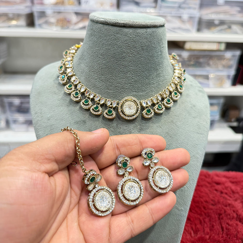 Hira Collections Decent Pota Stone Choker Necklace Set