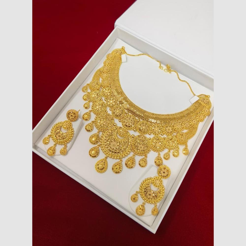 Pari Art Jewellery Royal Style Forming Necklace Set