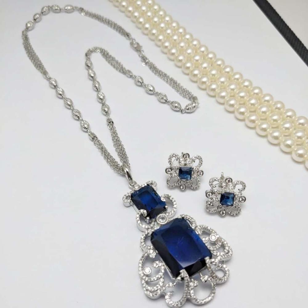 Kavita Art Silver Plated American Diamond Pendant Set