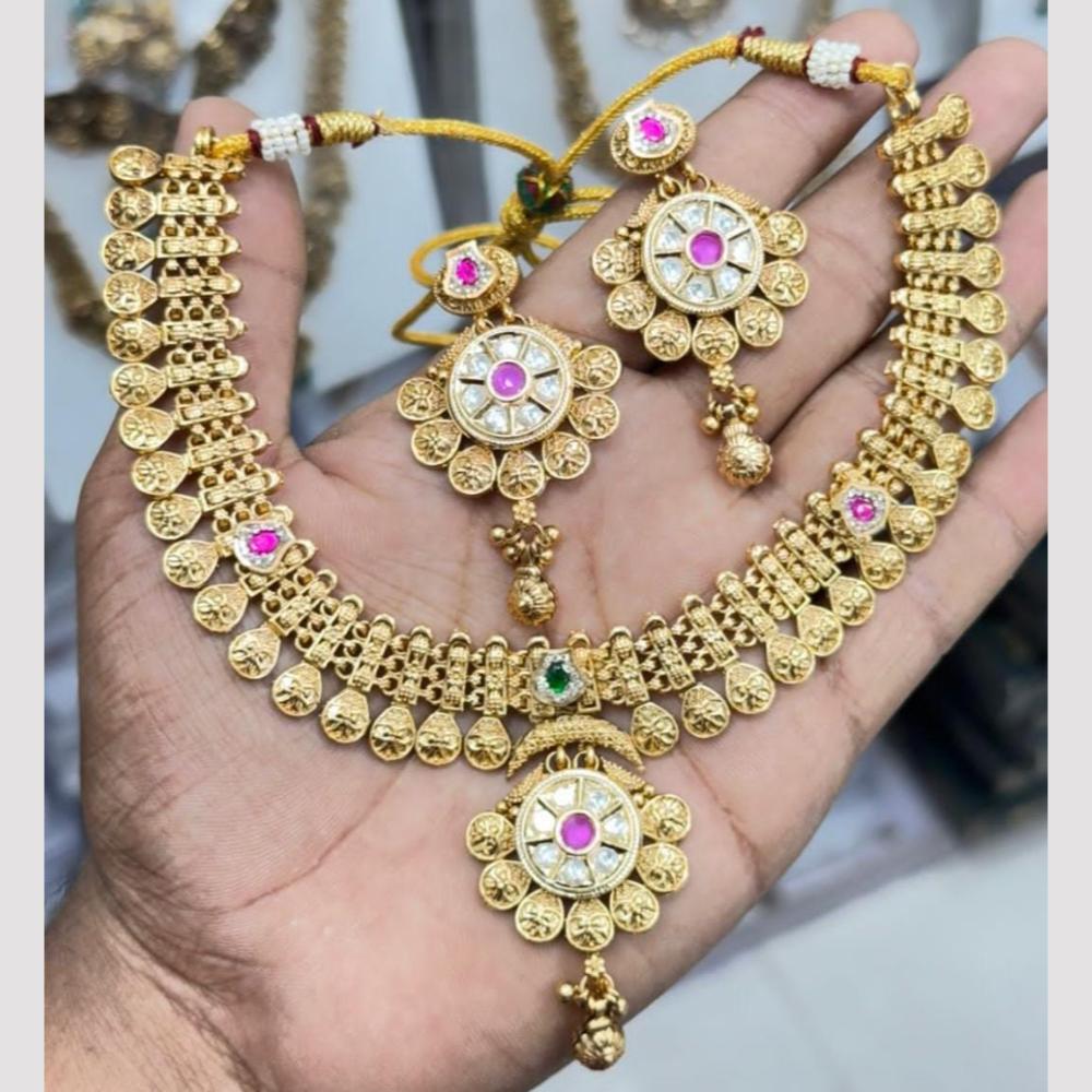 Kavita Art Premium Pota Stone And Pearl Necklace Set