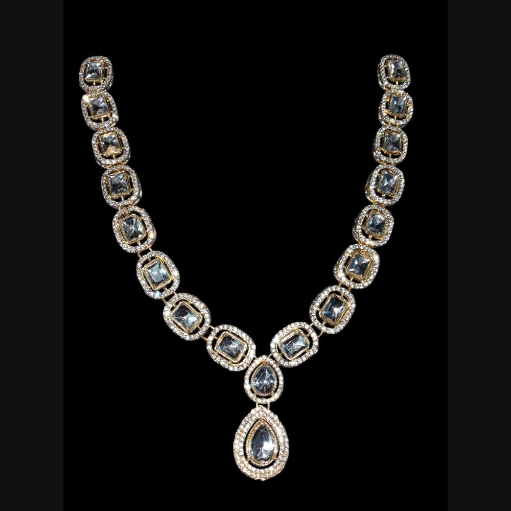 SNERA Gold Plated Austrian Stone And Crystal Stone Necklace Set