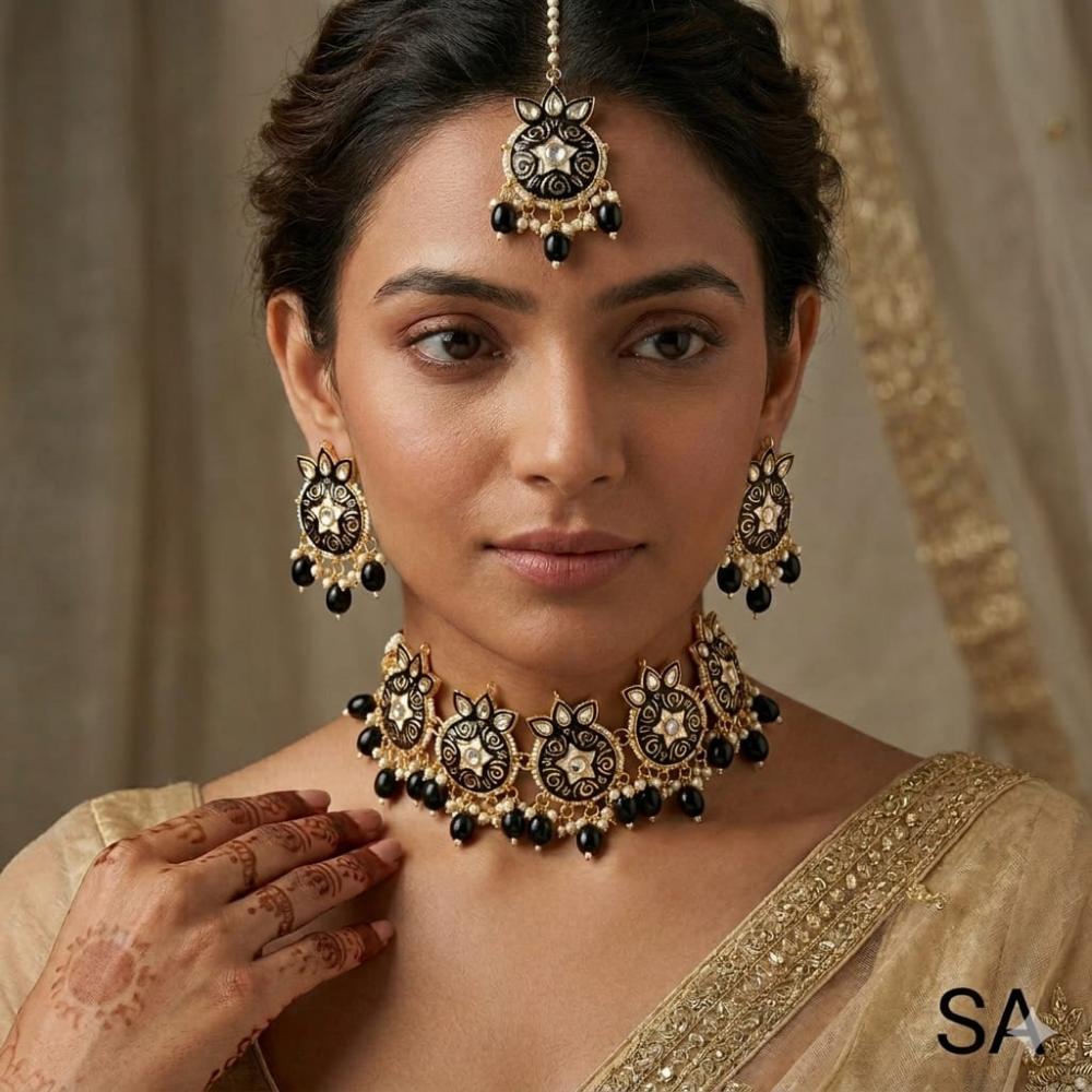 SNERA Classic Grace Crystal Stone Pearl And Beads Choker Meenakari Necklace Set