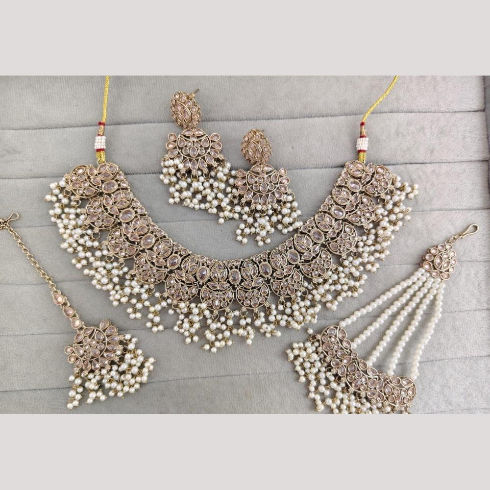 SNERA Sparkling Crystal Stone And Pearl Necklace Set