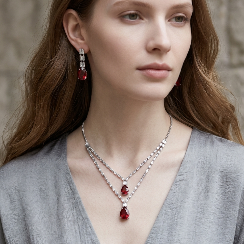 Urthn Silver Plated Sparkling Crystal Stone Necklace Set
