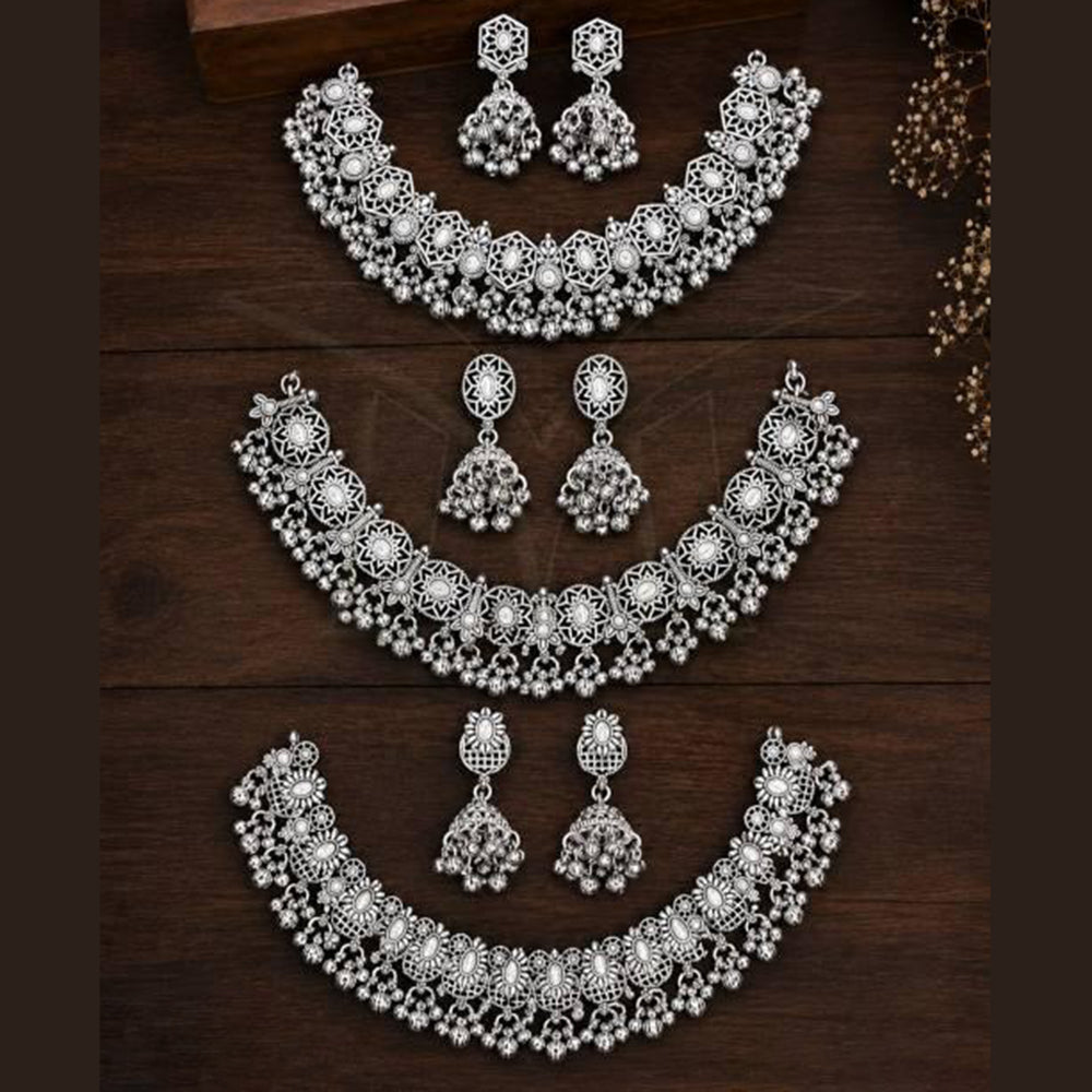 Everlasting Quality Jewels Trendy Pota Stone And Pearl Neckalce Set (Assorted Design)
