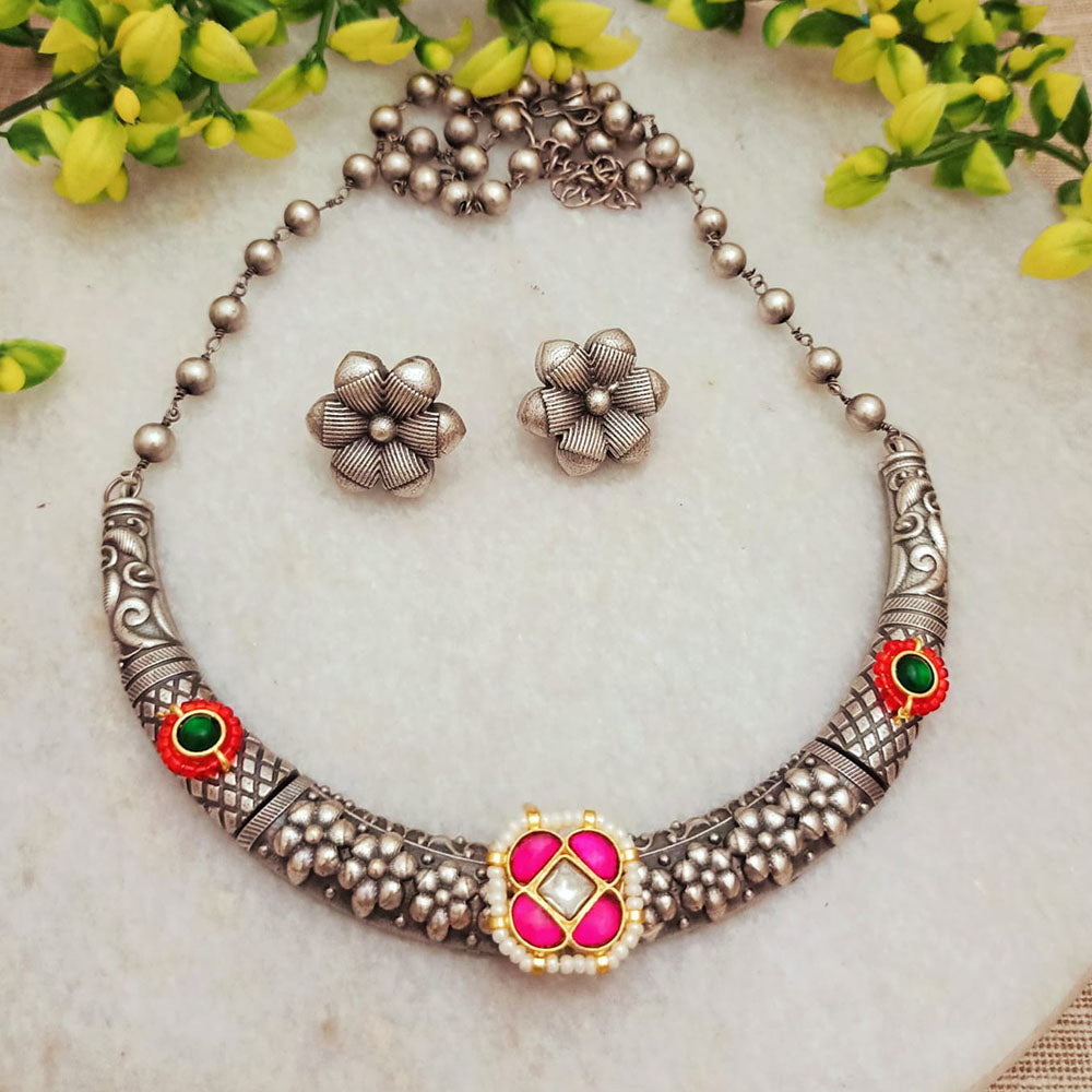 FS Collection 2 Tone Plated Kundan And Pearls Necklace Set