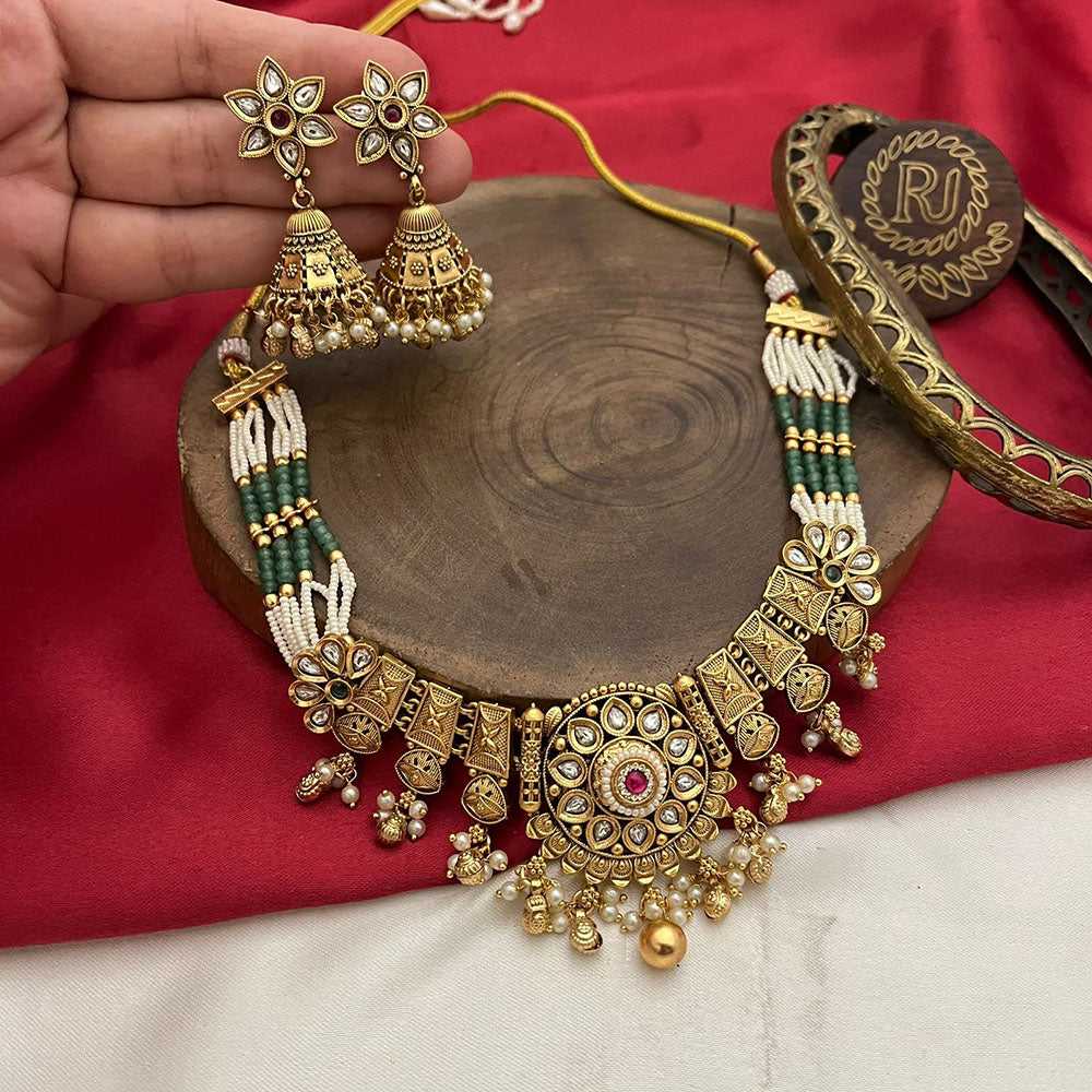 FS Collection Gold Plated Pota Stone And Pearls Necklace Set
