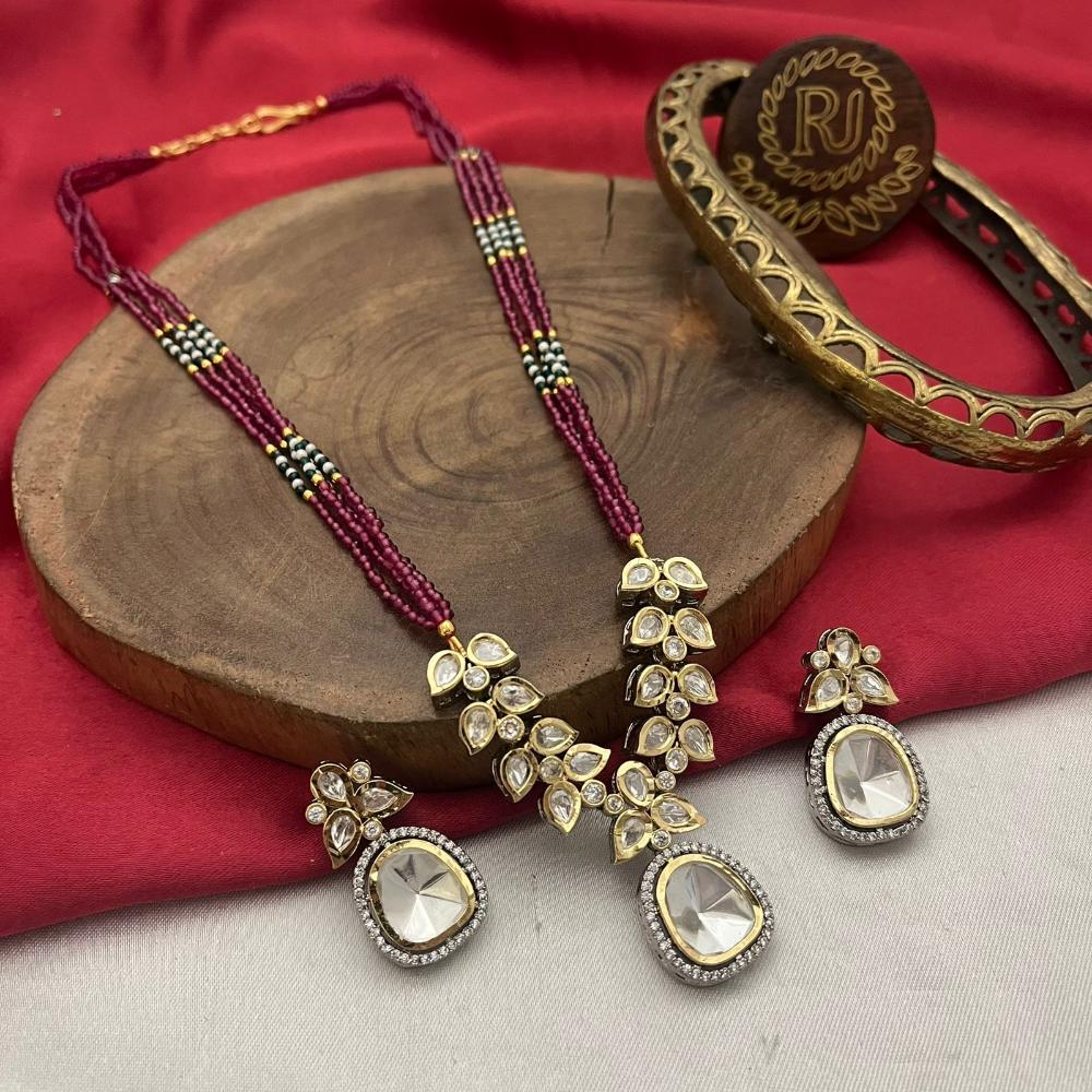 FS Collection 2 Tone Plated Kundan Stone And Pearls Necklace Set