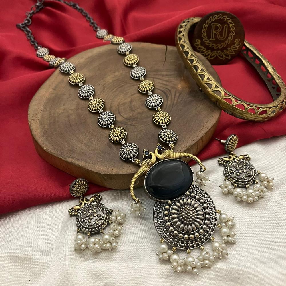 FS Collection 2 Tone Plated Pota Stone And Pearls Long Necklace Set
