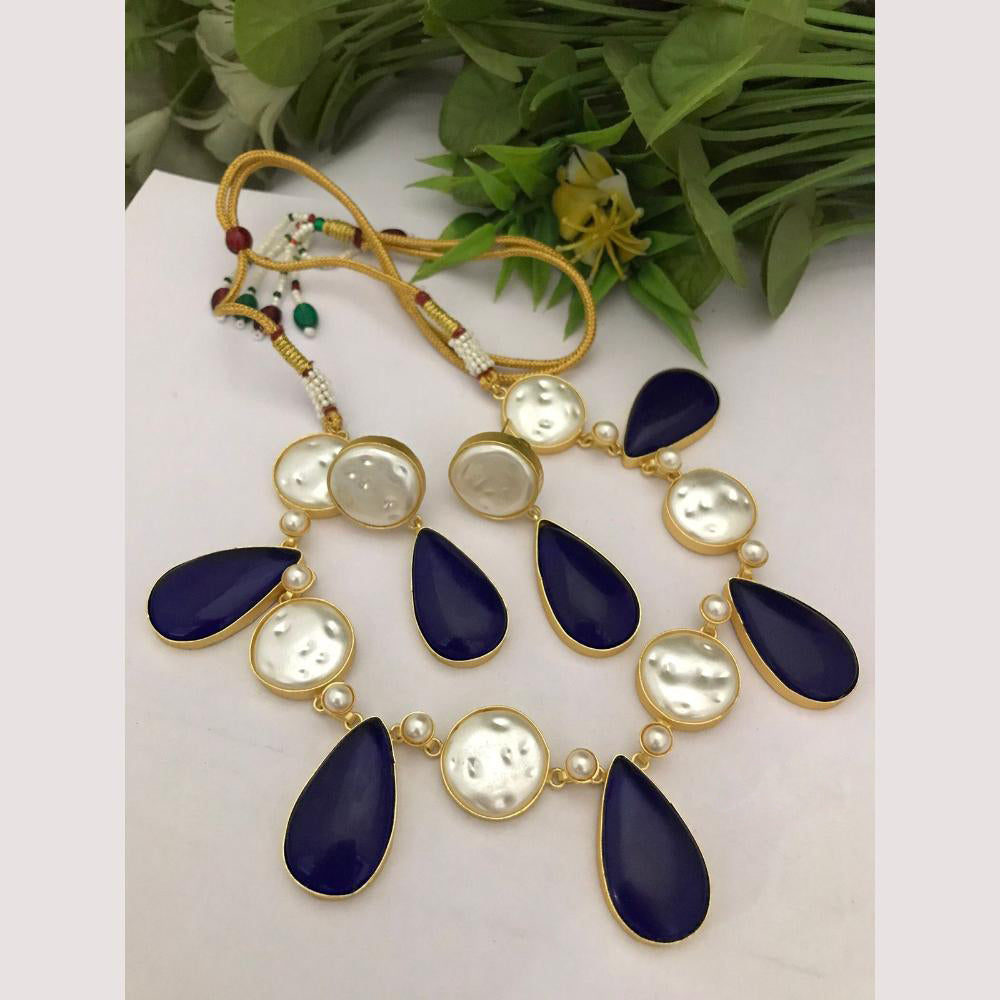 FS Collection Regal Gold Plated with Elegant Mother of Pearl Touch Necklace Set