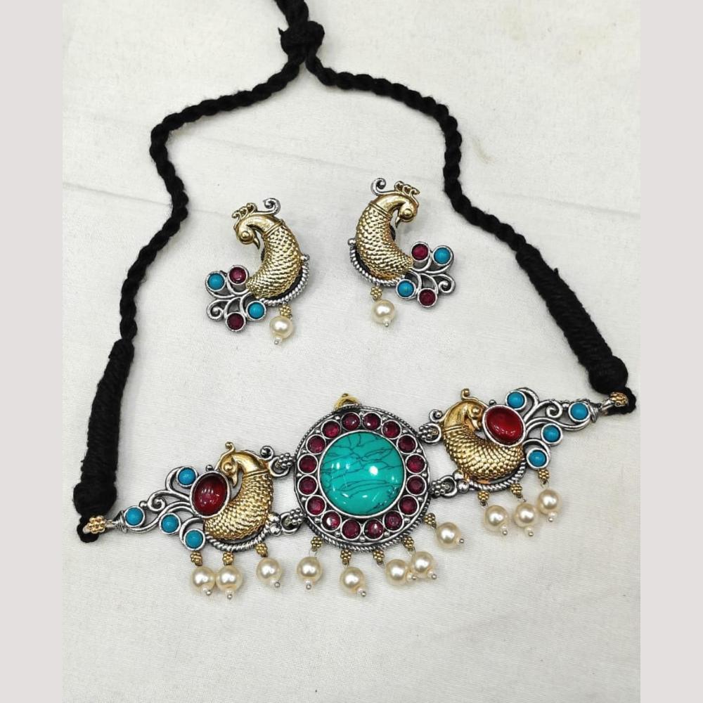FS Collection Stylish 2-Tone Plated Pota Stones And Pearl Choker Necklace Set