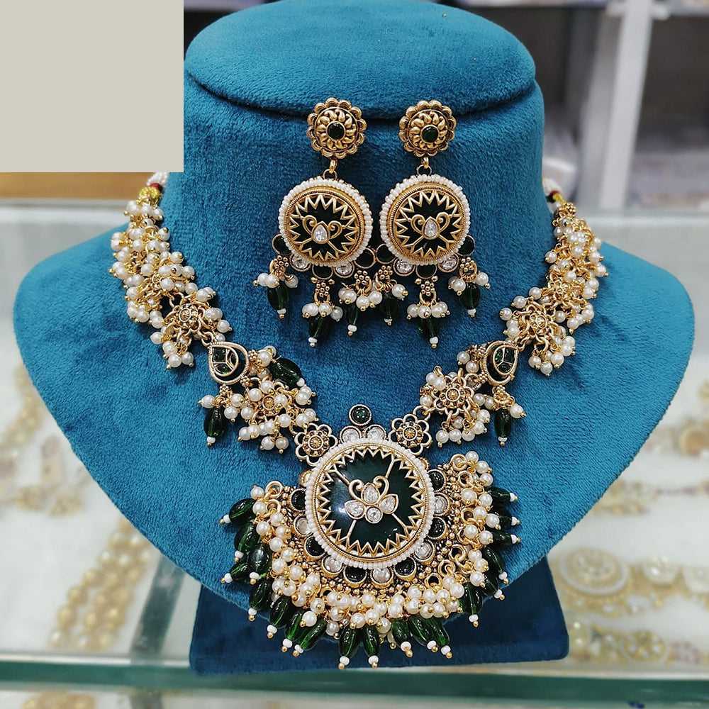 FS Collection Graceful Traditional Kundan And Pearl Necklace Set for All Occassions
