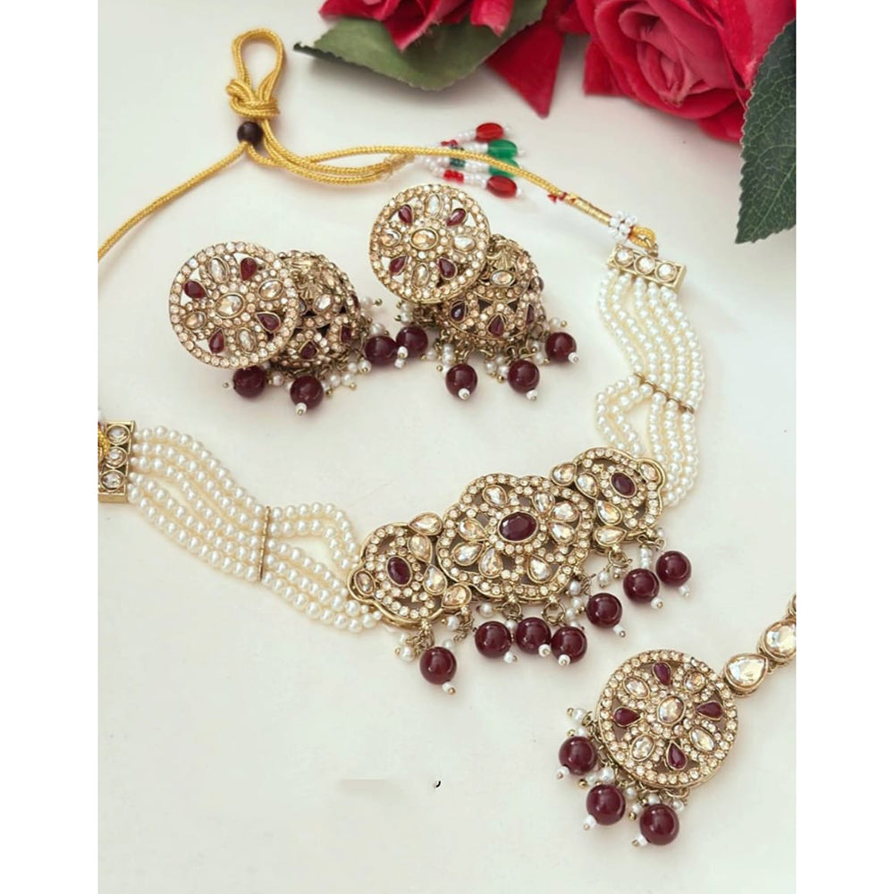 FS Collection Elegant Glow Crystal Stone And Pearl Necklace Set