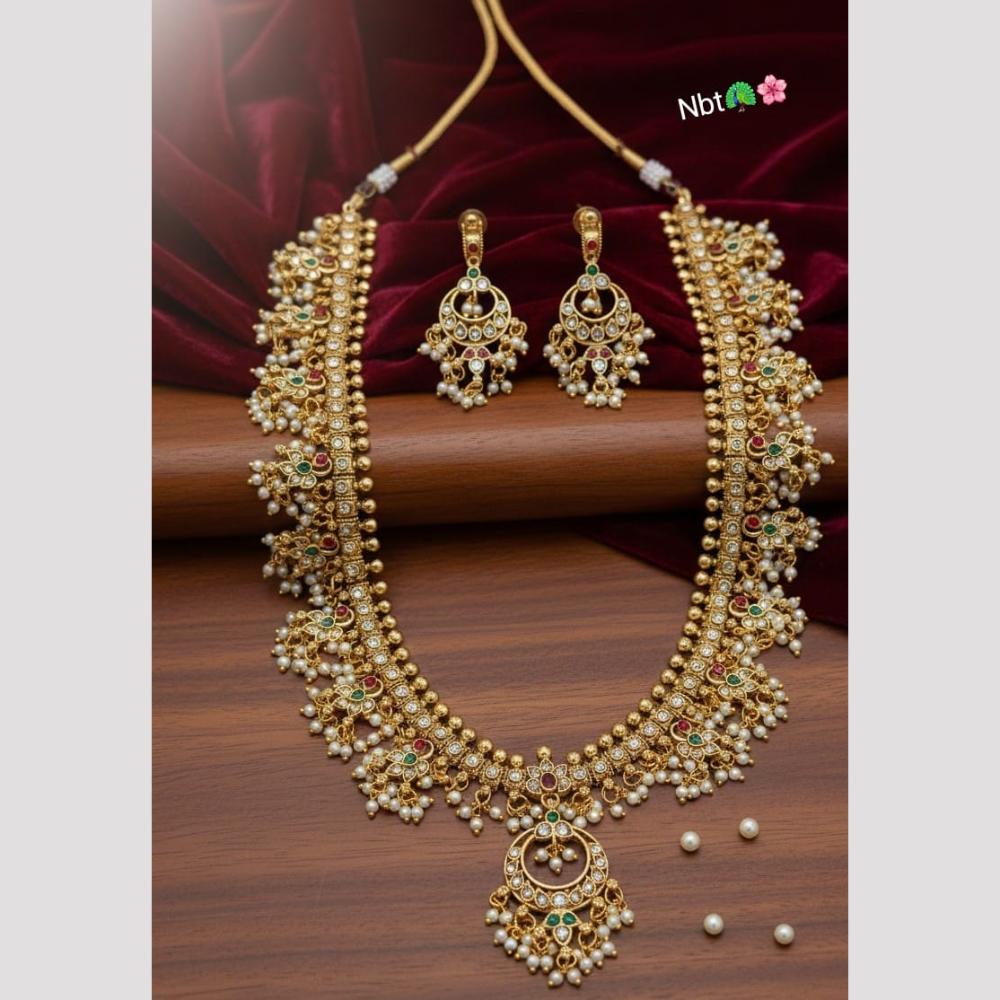 FS Collection Classic Pota Stone And Pearl Long Necklace Set