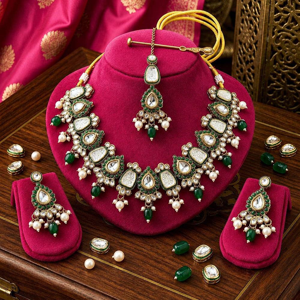 FS Collection Elegant Kundan Stone And Beads Necklace Set