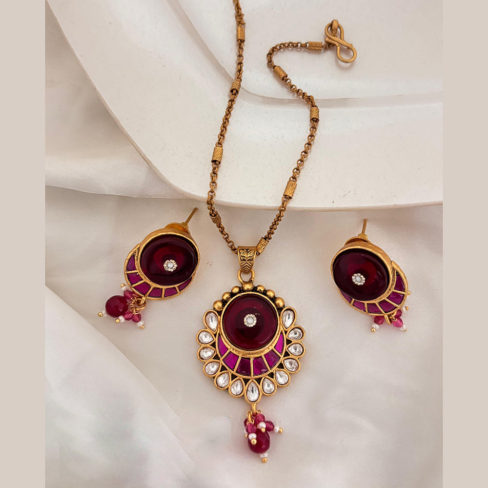 Jewel Addiction Pota Stone And Pearl Designer Pendant Set