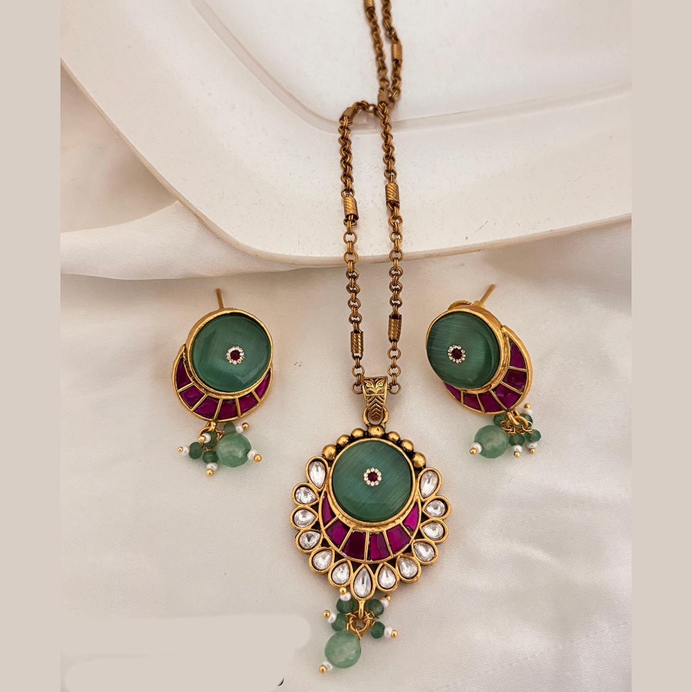Jewel Addiction Pota Stone And Pearl Designer Pendant Set