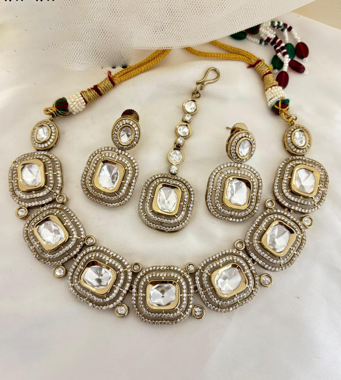 Jewel Addiction Ad And Crystal Stone Necklace Set