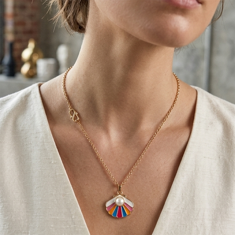 Urthn Trendy Meenakari Shell And Pearl Chain Pendant For Women/ Girls