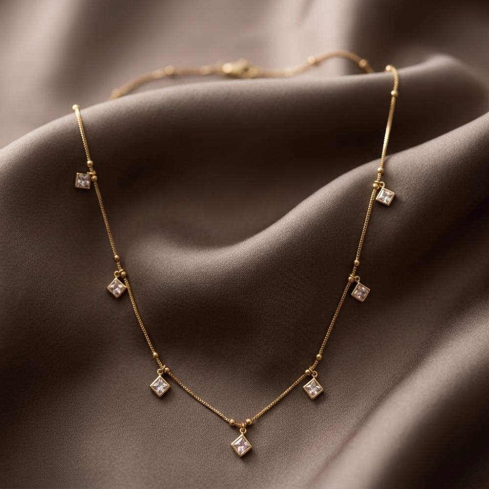 Urthn Minimal Gold Chain Necklace with Crystal Drop Charms (Set of 3)