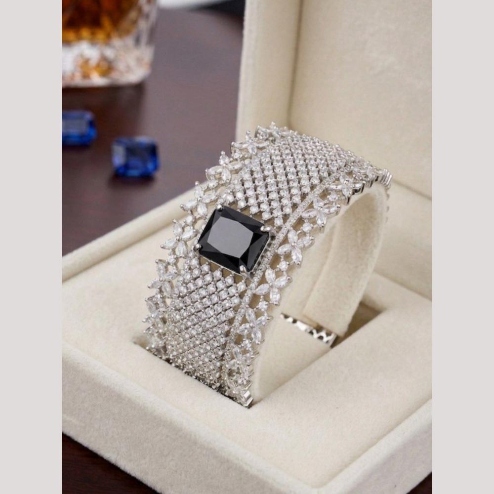 Aamrapali Royal American Diamond Bracelet
