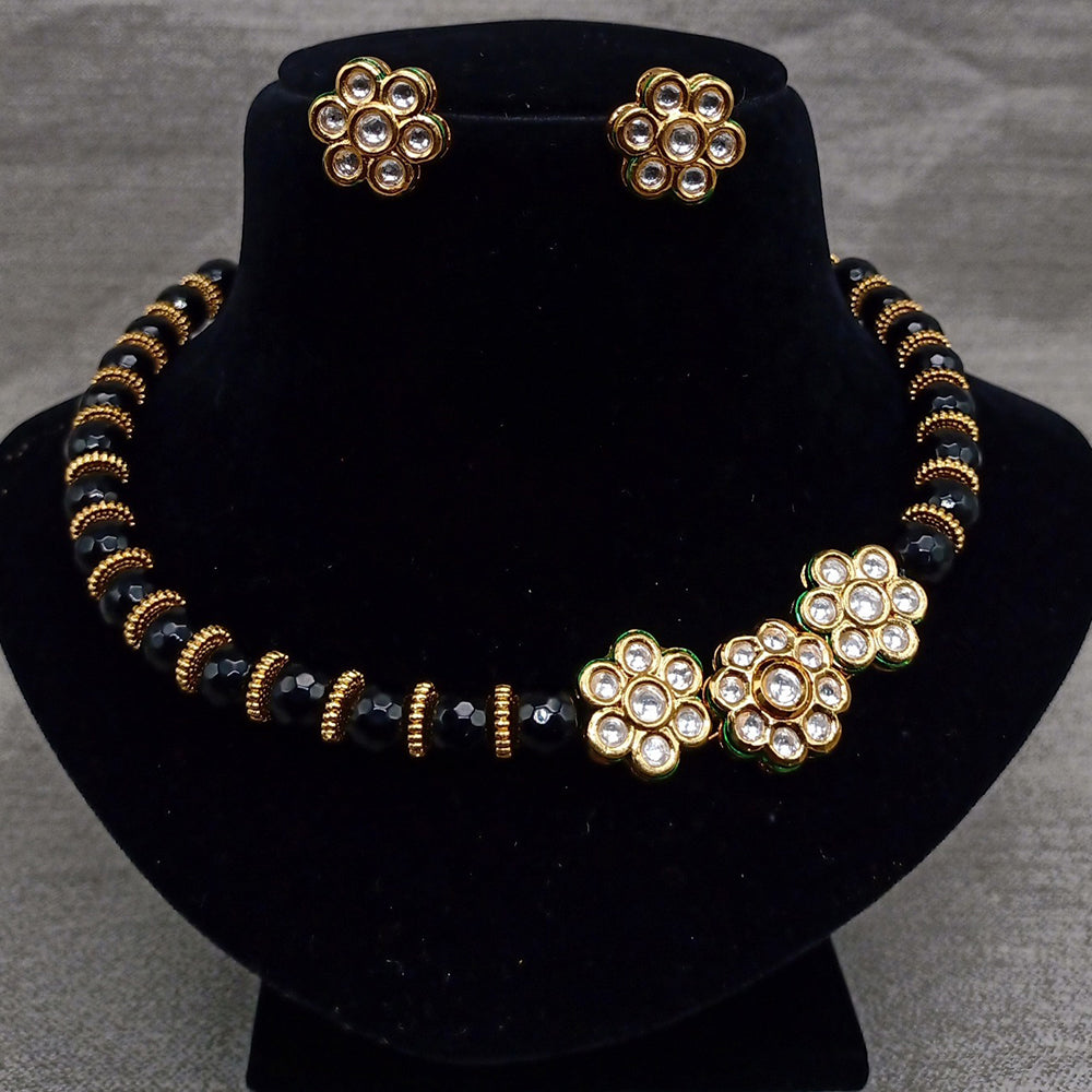Amoliya Jewels Beautiful Polki Kundan Stone Necklace Set