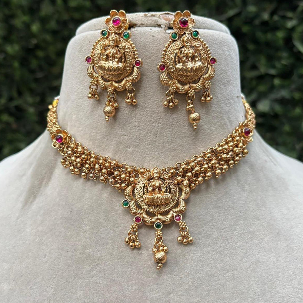 Royal Kundan Jewellery Gold Plated Temple Necklace Set with Pota Stones & Pearls