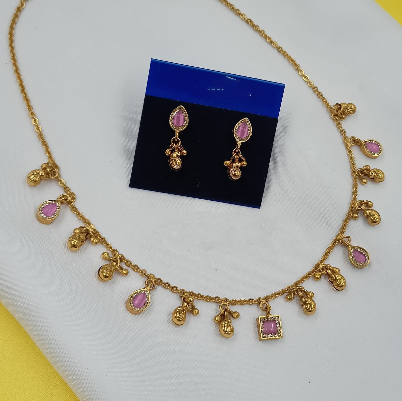 NAFJ Royal Pota Stone And Pearl Necklace Set
