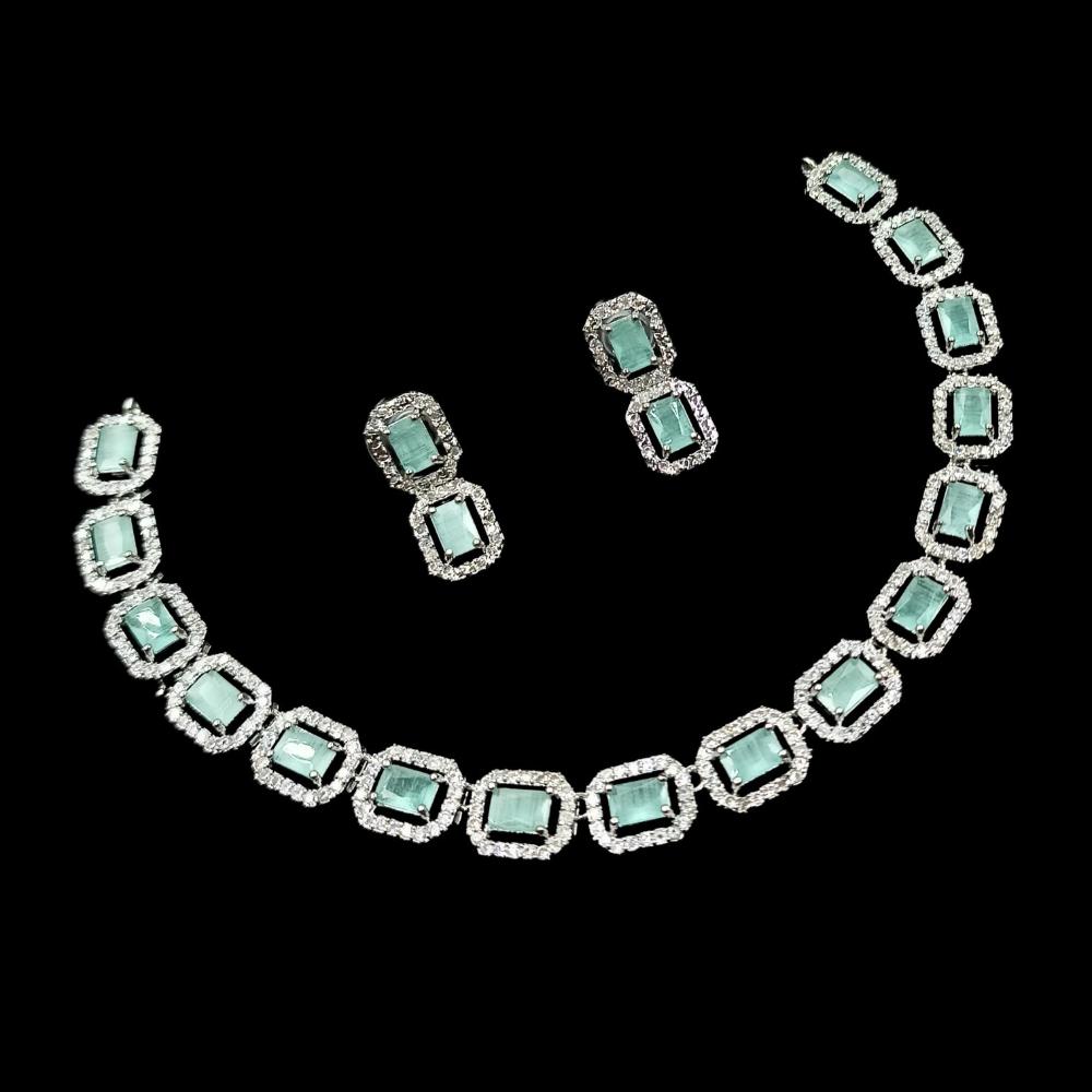 NAFJ Glamorous Crystal Stone And Austrian Stone Designer Necklace Set
