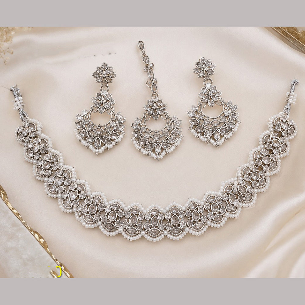 NAFJ Glamorous Crystal Stone And Pearl Necklace Set