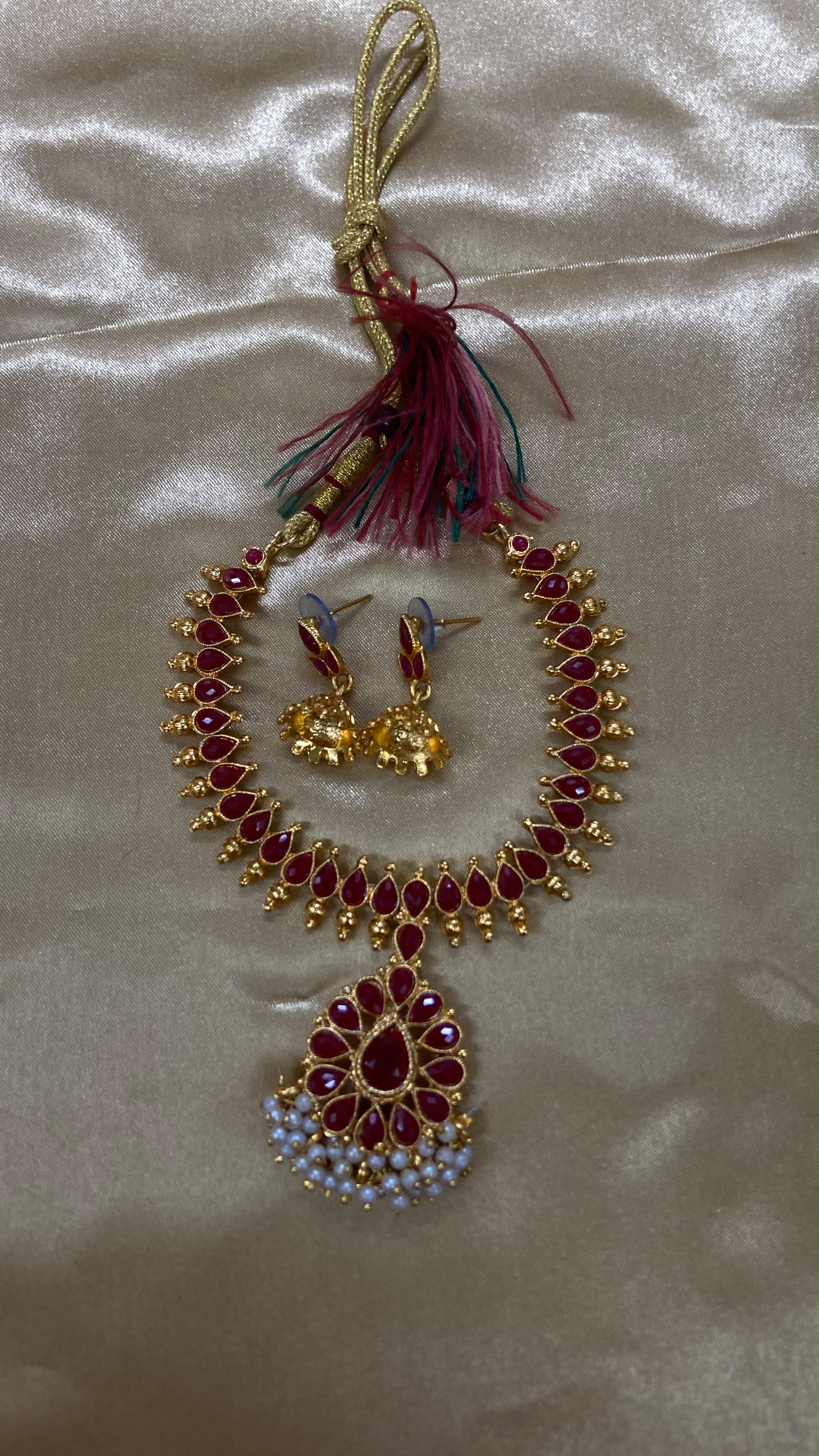 Darshana Jewels Exclusive Pota Stone And Pearl Necklace Set