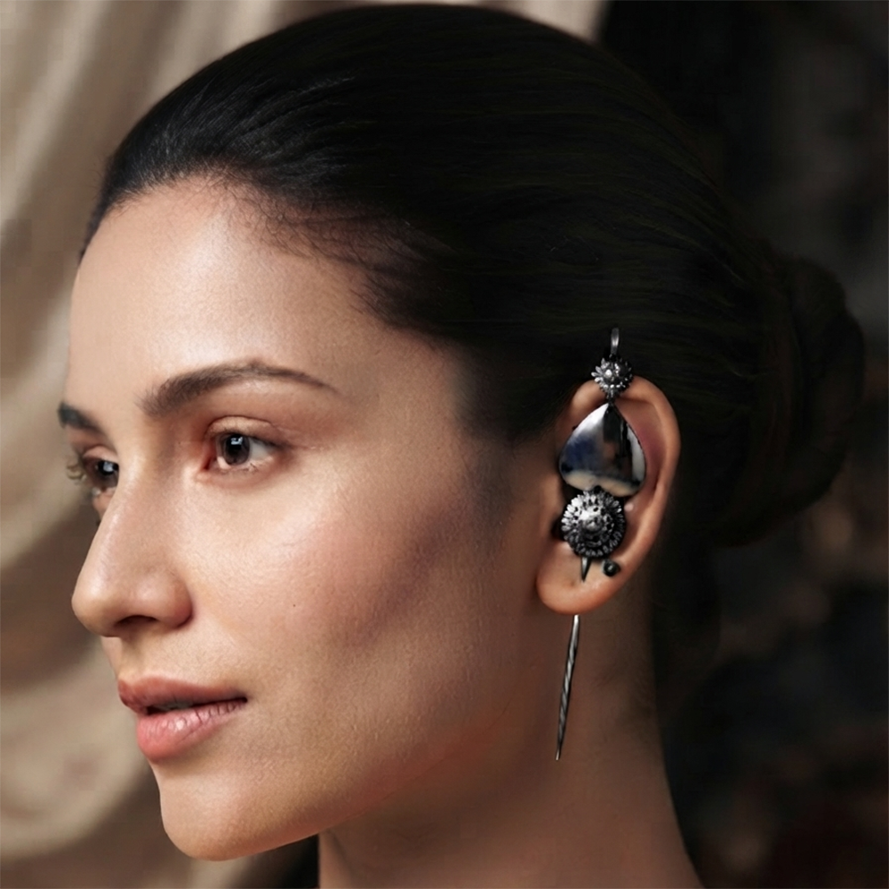 Urthn Black Plated Heart Shape Ear cuff(Pack of 6)