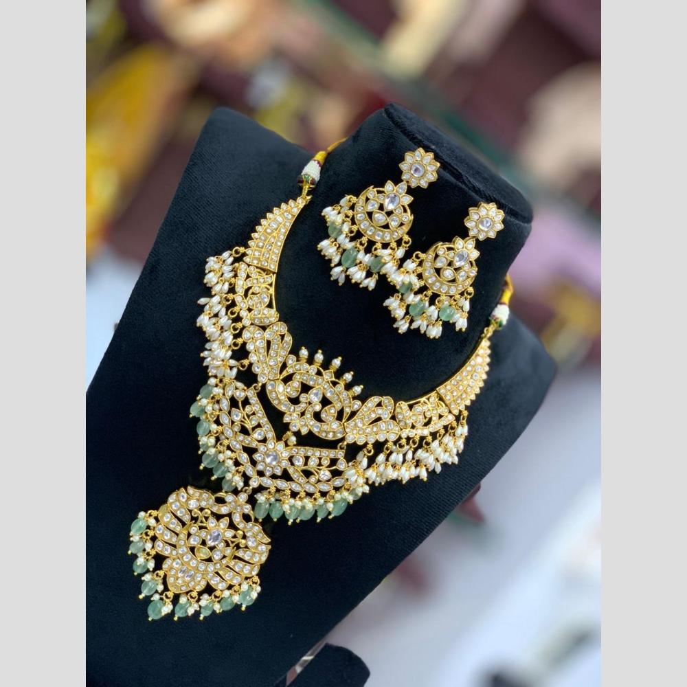 Sona Covering Delicate Pota Stone And Pearl Necklace Set
