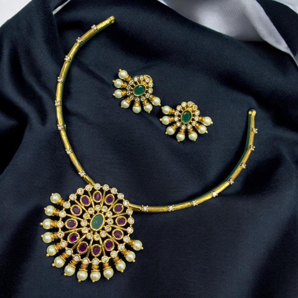 Sona Covering Glamorous Pota Stone Necklace Set