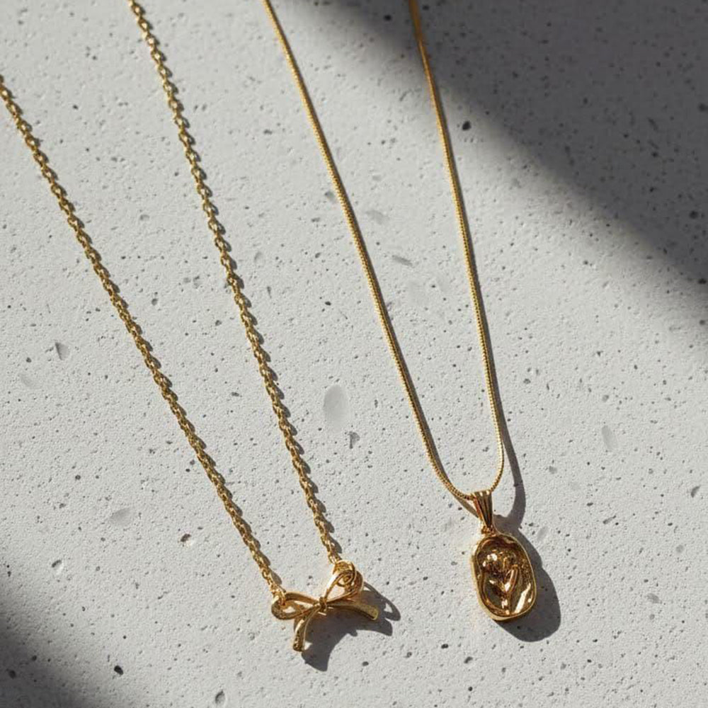Dhirish International Trendy Chain Pendant Set