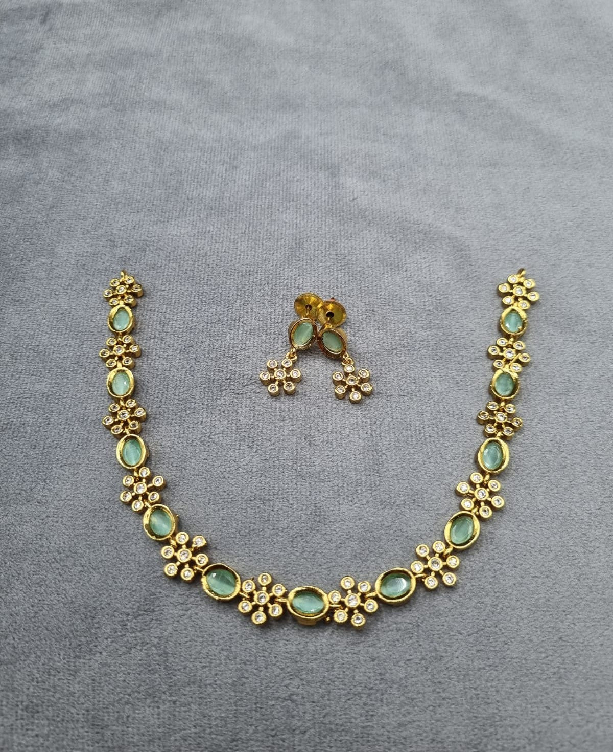 LAFZ Gold-Tone Oval & Floral AD Jewelry Set