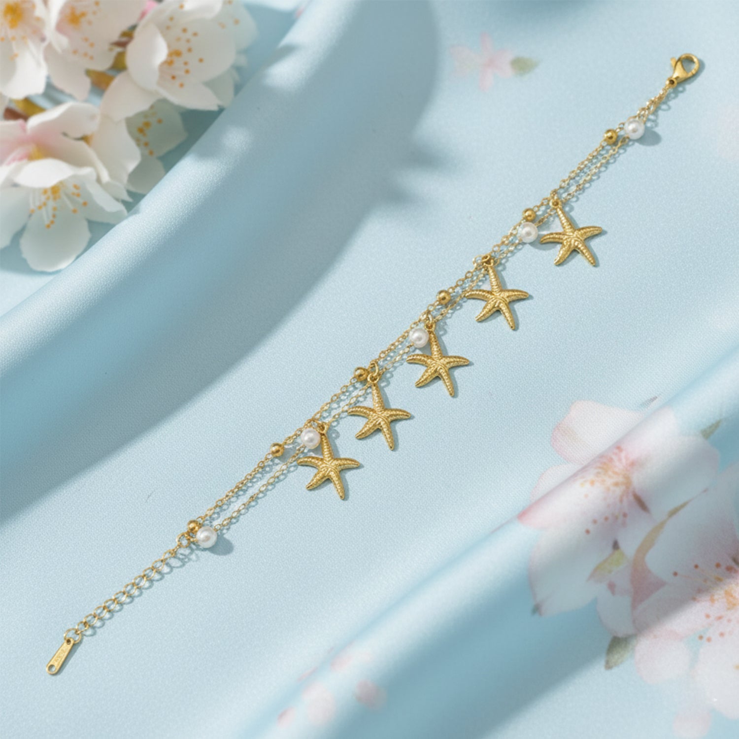 Etnico Gold Plated Fashion Stylish Starfish Charm Bracelet for Women