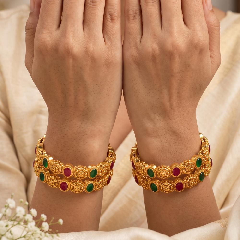 Js Fashion Traditional Antique High Gold Look Designer Set of 4 Bangles for Women