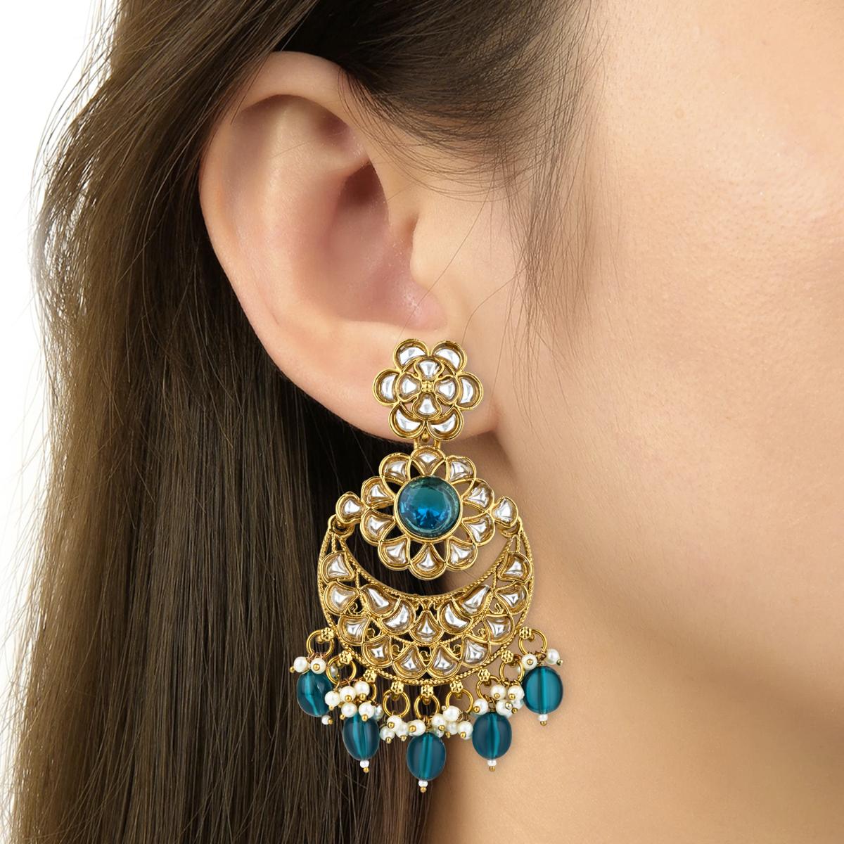 Etnico Gold Plated Traditional Handcrafted Kundan Pearl Floral Design Earrings For Women/Girls